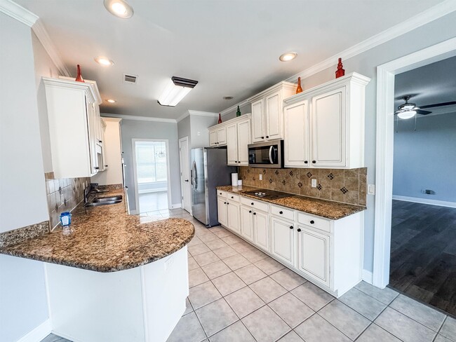 Building Photo - 464 Thornbuck Cove
