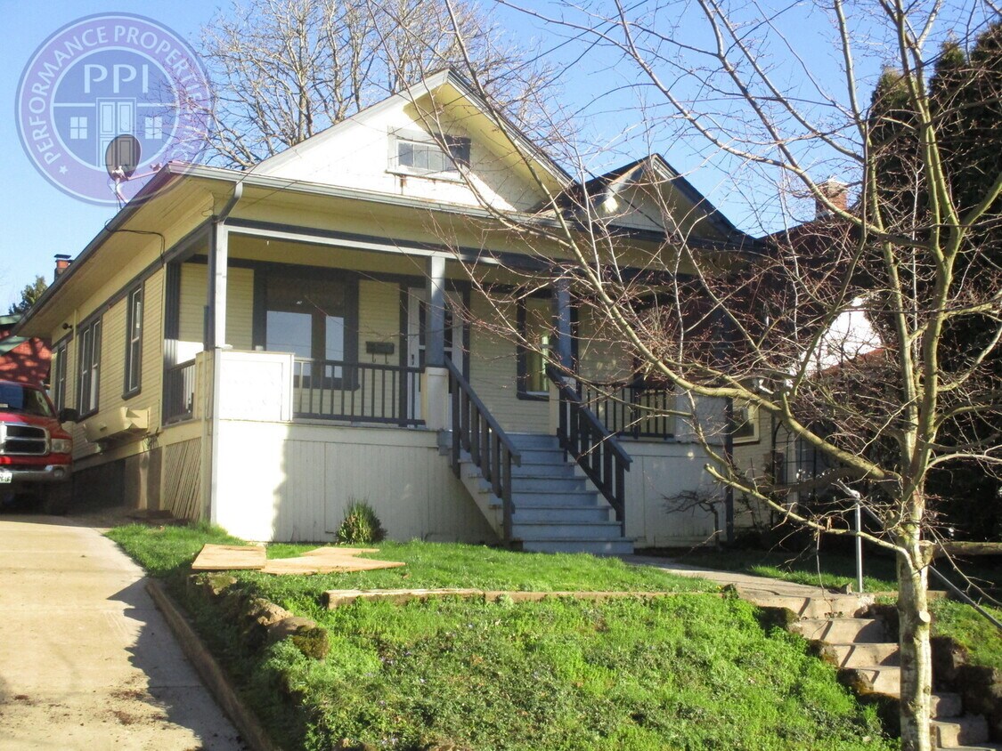 Primary Photo - Prime Location - Mt. Tabor Craftsman! Cove...
