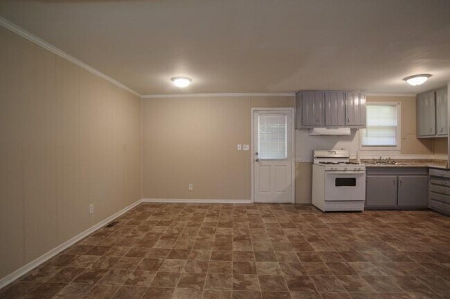 Foto del edificio - 355 Blair Villa Dr SE
