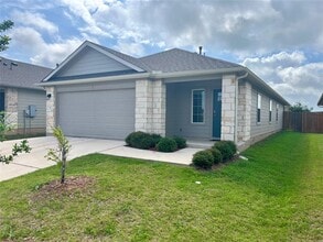 Building Photo - 211 Hamilton Pool Ln