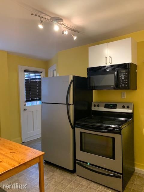 Building Photo - 2 br, 2 bath Townhome - 417 S Wolfe St