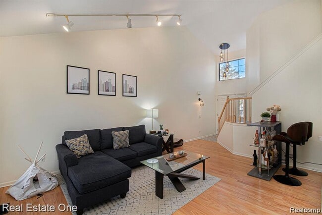 Foto del edificio - 1137 Fairways Blvd