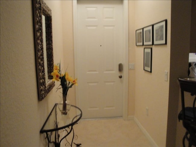 Building Photo - 9800 Quinta Artesa Way