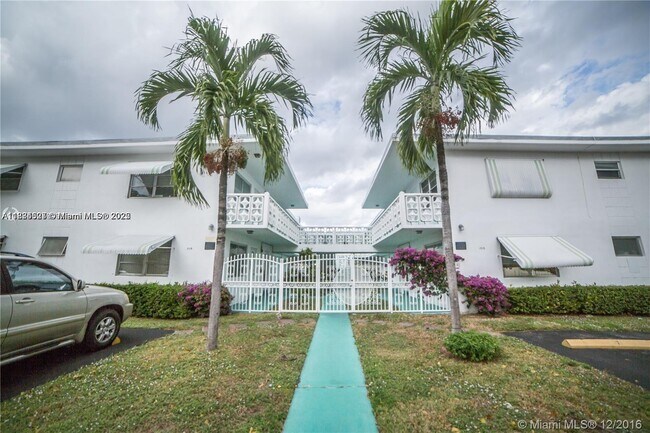 Foto del edificio - 1715 Wiley St