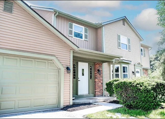 Foto del edificio - 1560 Waterstone Ct