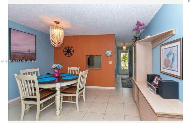 Foto del edificio - 2615 NE 3rd Ct