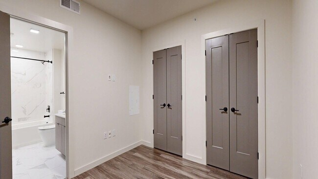 Interior Photo - Griffis Edgemoor