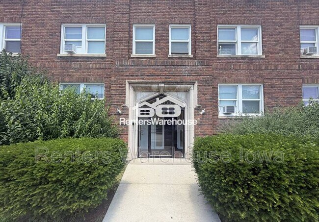 Building Photo - 3607 Ingersoll Ave