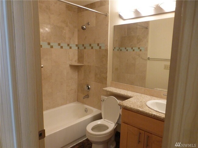 Foto del edificio - 6970 California Ave SW #B404