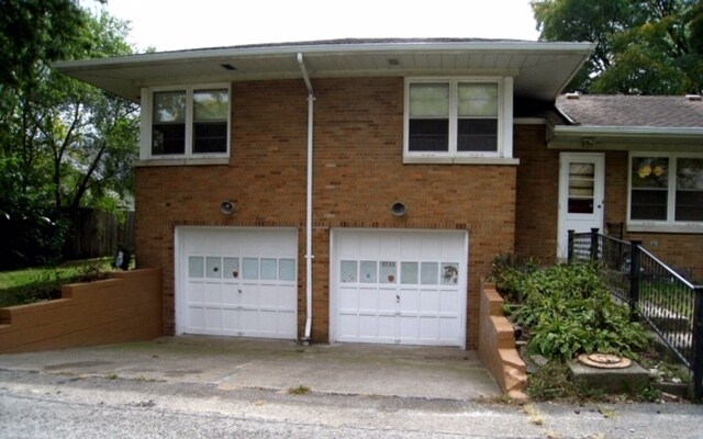 Foto del edificio - 6245 Moraine Ave