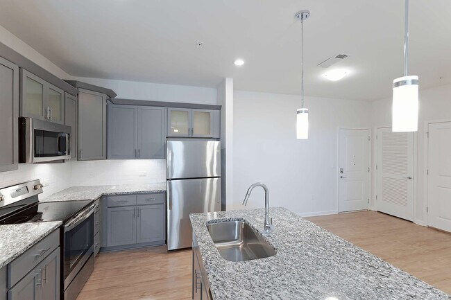 Building Photo - Evolve New Hope Farm