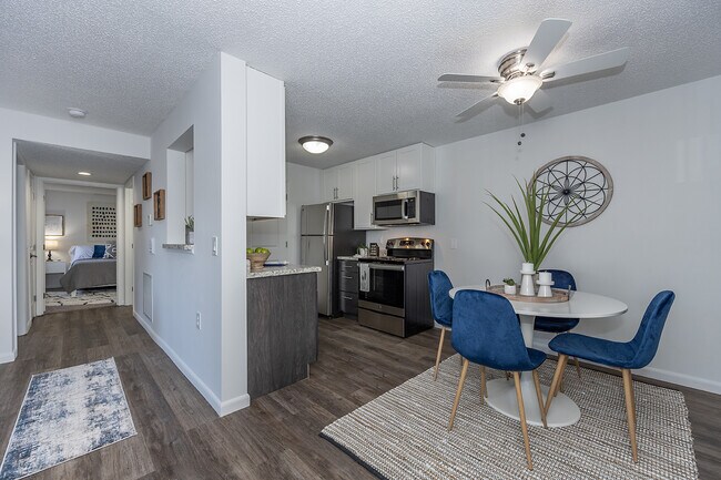 Foto del edificio - Deerfield Crossing Apartments