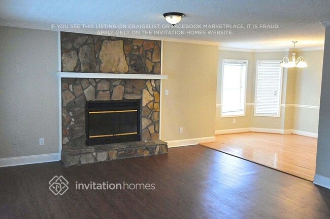 Foto del edificio - 4200 Pullman Ln