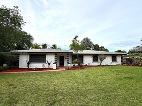 Building Photo - 7625 SW 180th Terrace