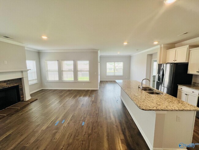 Building Photo - 107 Caden Ct
