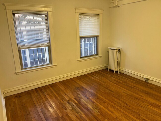 Foto del edificio - 9/1 No Fee! Updated Studio by Northeastern, Symphony