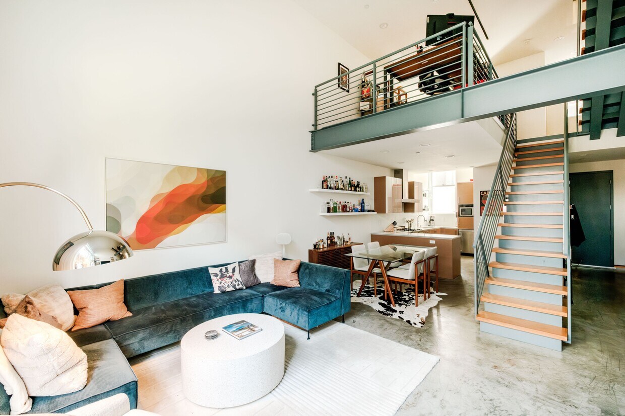 Foto principal - 1220 N Orange Grove Ave