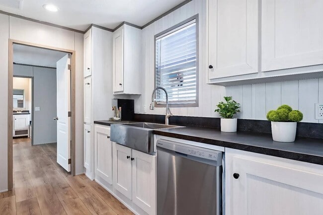 Foto del edificio - 217 Timothy Trl