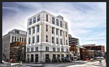 Building Photo - 231 State St
