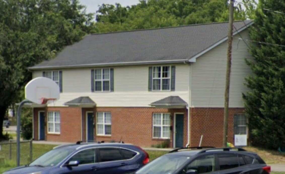 115 N Market St, Salem, VA 24153 Townhome Rentals in Salem VA