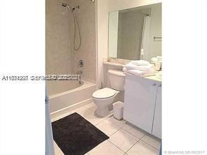 Foto del edificio - 18800 NE 29th Ave