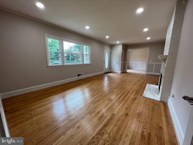 Building Photo - 3704 Bevan Dr