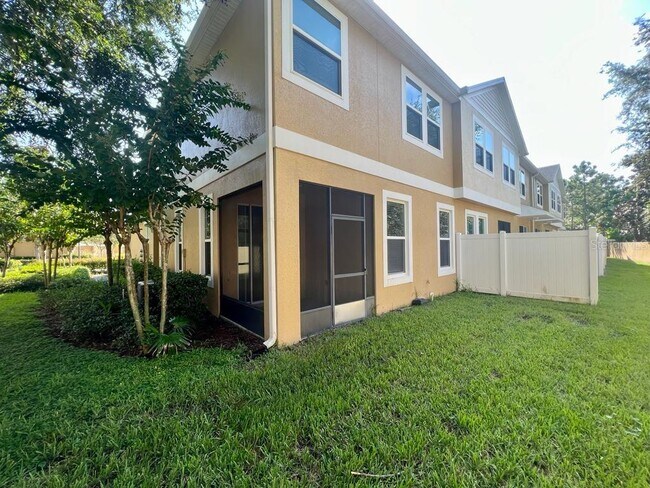 Building Photo - 14320 Desert Haven St