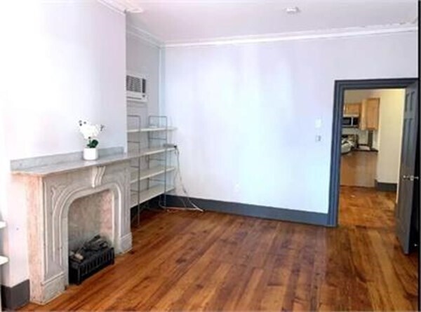 Foto del edificio - 140 Trenton St
