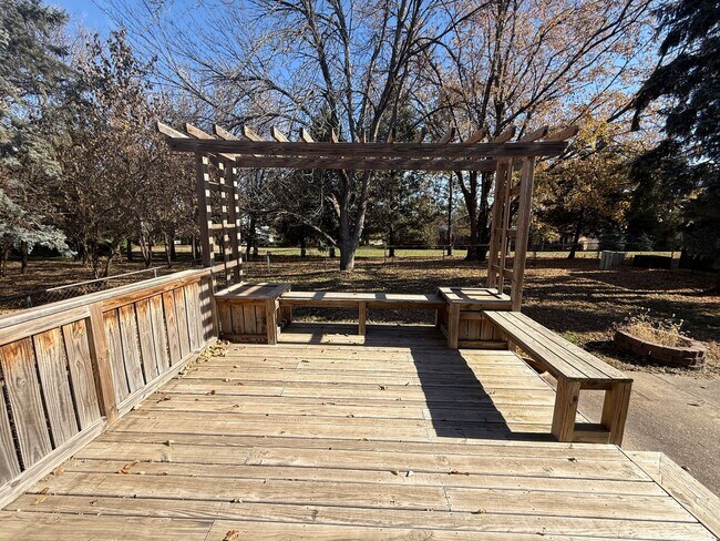 Foto del edificio - Large 3BR/3BA Home Near Linden Park!