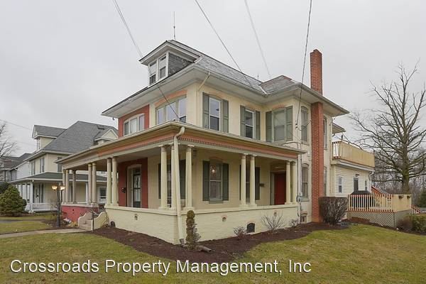 Primary Photo - 3 br, 2 bath House - 201 W Main Street