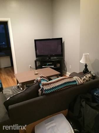 Building Photo - 1 br, 1 bath Apartment - 3048 33rd St