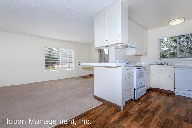 Foto del edificio - 1029-1033 N Mollison Ave