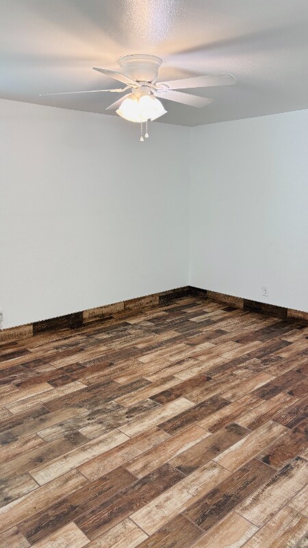 Building Photo - 351 W 550 N