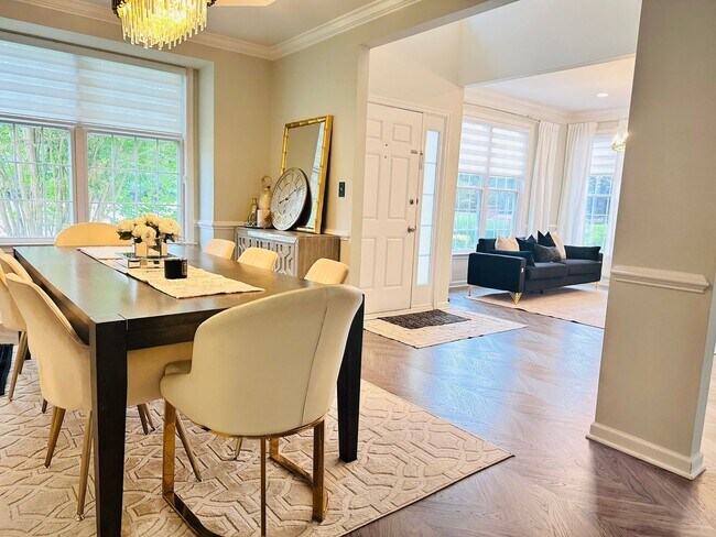 Foto del edificio - 4 Bedroom 3.5 Home in Haymarket