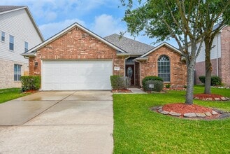 Building Photo - 3217 Mossy Bend Ln