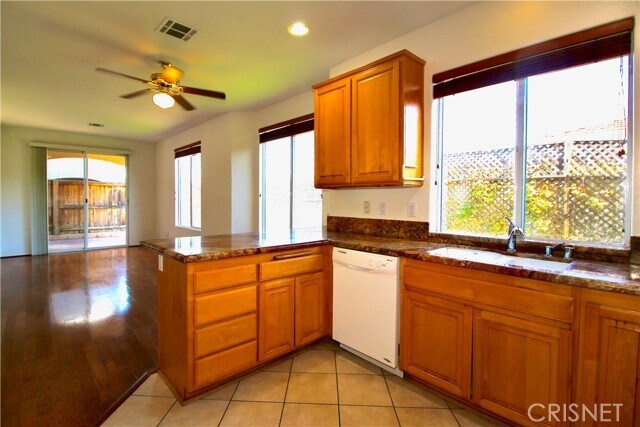 Foto del edificio - 31340 Nichols Ln
