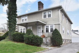 Building Photo - 32 Brookridge Ave