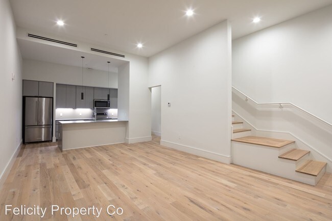 Foto del edificio - 1470 Urania St