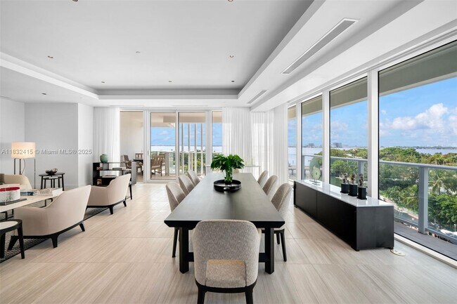 Foto del edificio - 4701 Meridian Ave