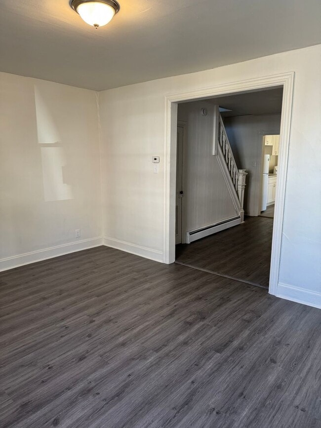 Foto del edificio - 3 Bedroom / 1 Bathroom Home in Allentown!