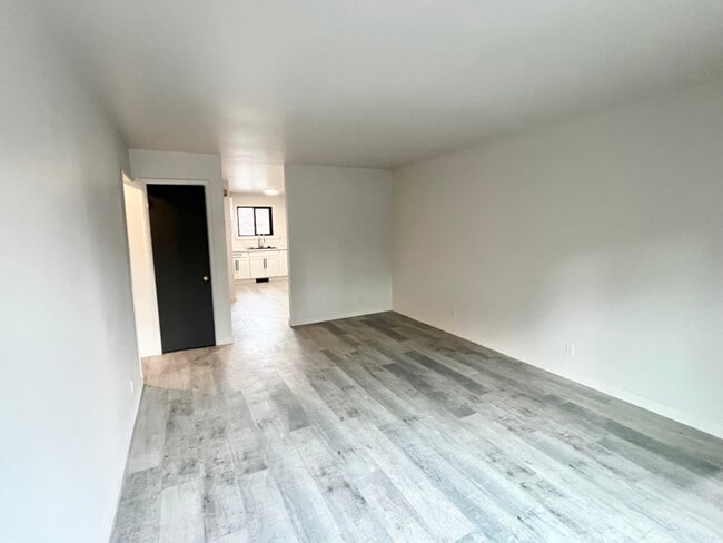 Building Photo - 420 Lordwith Dr