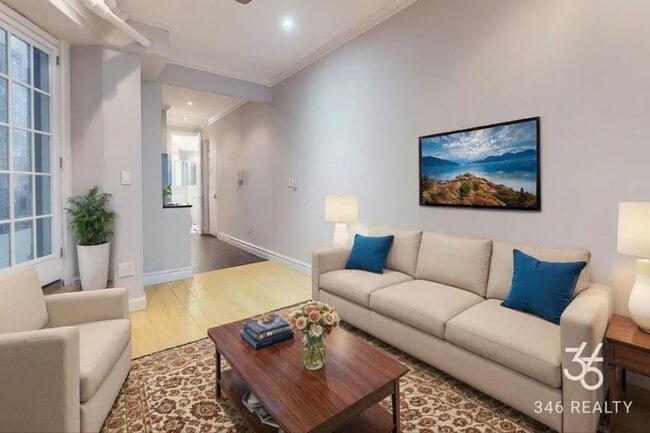 East 25th Street - East 25th Street Apartment
