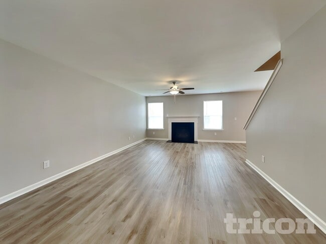 Foto del edificio - 5820 Bryanstone Pl