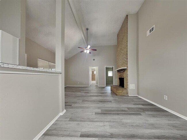 Foto del edificio - 22006 Manor Estates Dr