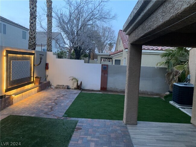 Foto del edificio - 3429 Round Valley Way