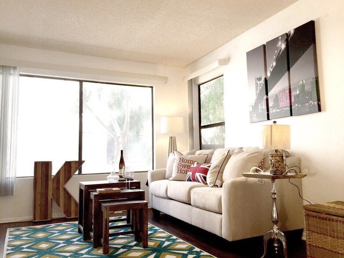 2309 E 17th St, Long Beach, CA 90804 Condo for Rent in Long Beach, CA