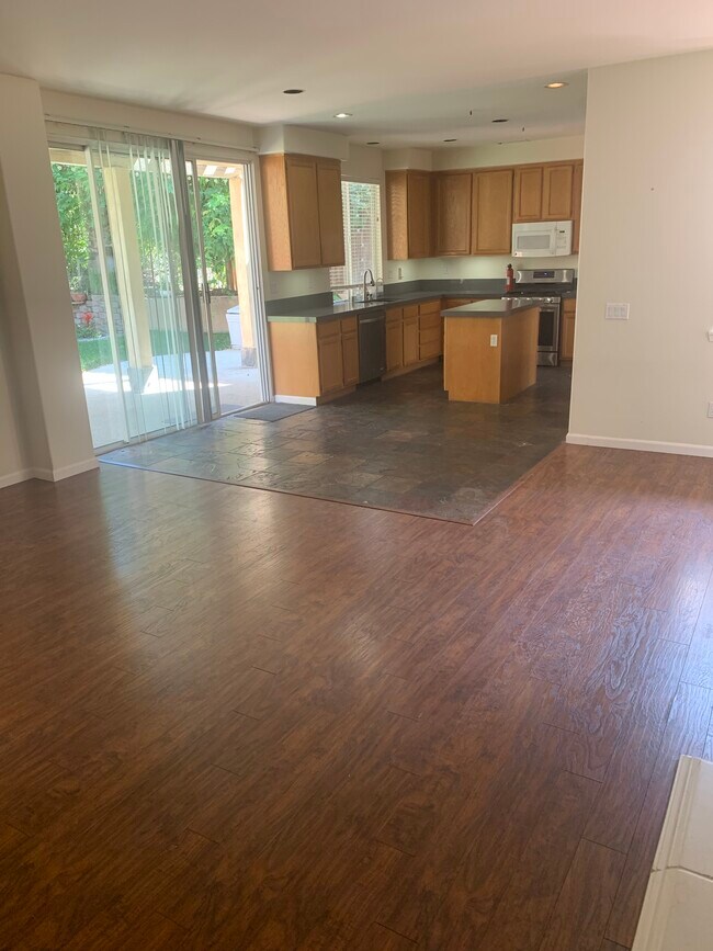 Building Photo - 20324 Colina Dr