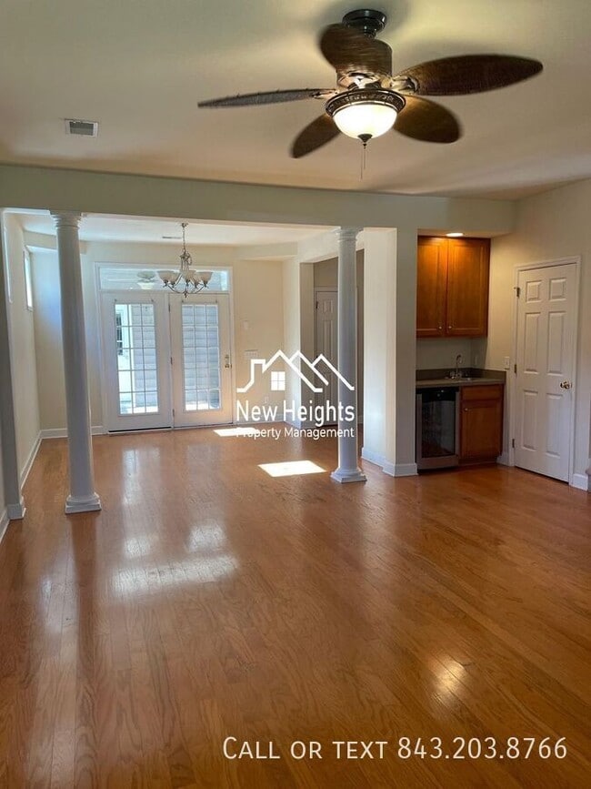 Photo - 119 Evening Shade Dr House