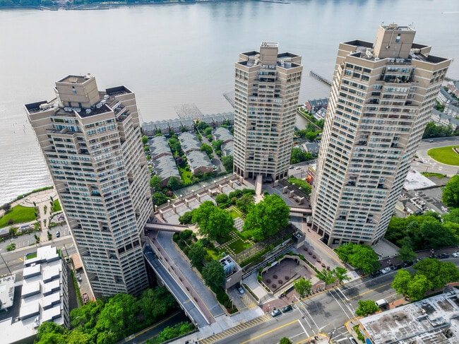 Building Photo - 7004 JFK Blvd E