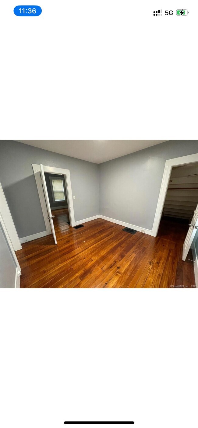 Foto del edificio - 1289 Howard Ave